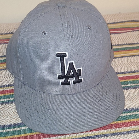 LA Grey - Picture 1 of 4